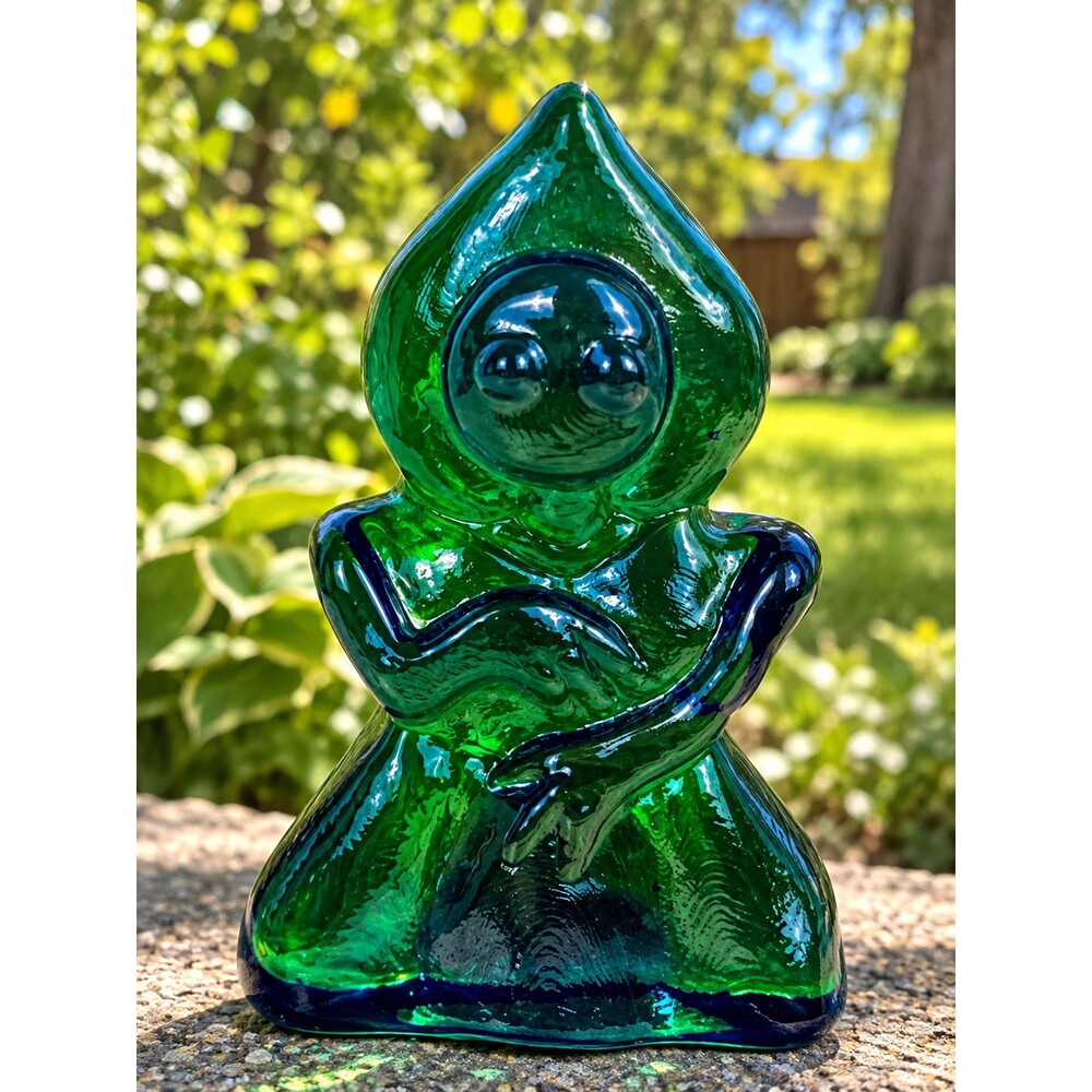Blenko Glass Cryptid Critter 2523C - Flatwoods Monster - Clover